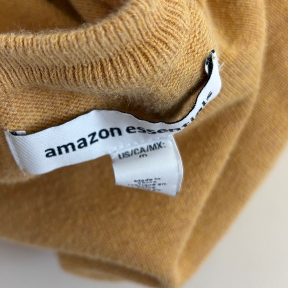 Amazon essentials Yellow mustard men’s medium sweater - Picture 2 of 4